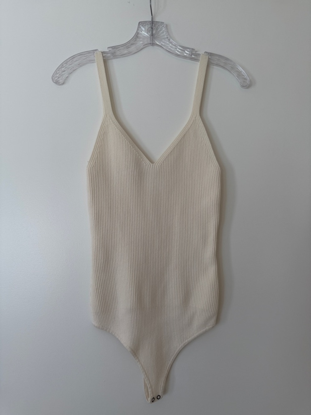 Abercrombie & Fitch Ribbed Cream V-Neck Bodysuit Tank Medium Basic